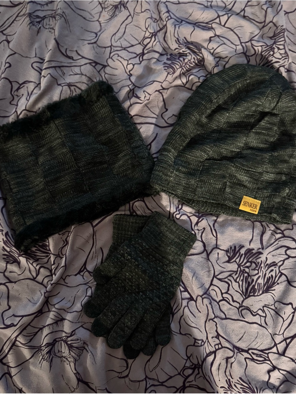 Senker Fashion Knit Fleece Lined Beanie, Scarf & Touch Screen Gloves Set